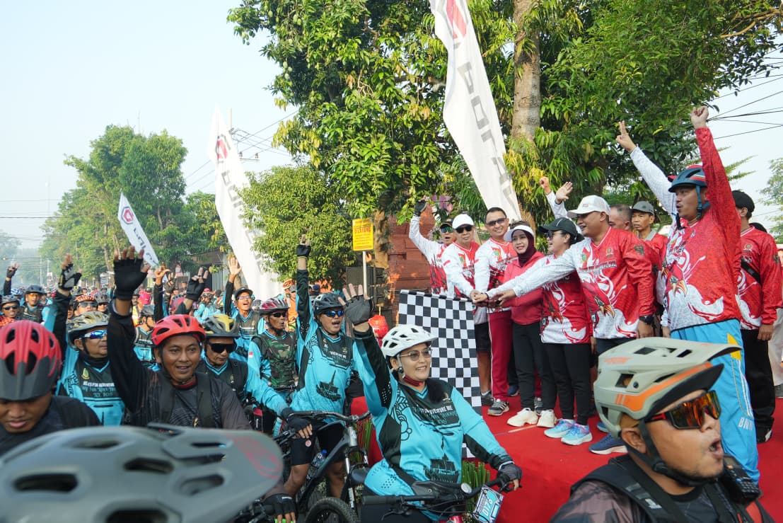 Ratusan Goweser dari Berbagai Daerah Meriahkan Reses Fun Adventure Bike Hari Jadi ke-108 Kota Mojokerto